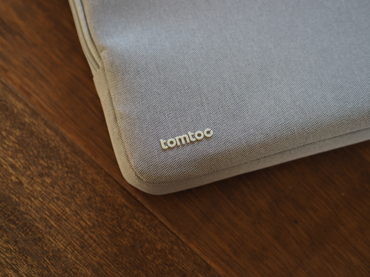 tomtoc360°再生プラスチック