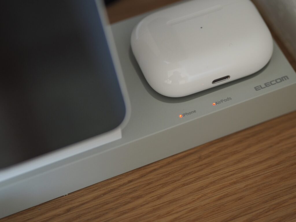 ELECOM(エレコム)W-MS06 3in1充電器 AirPods