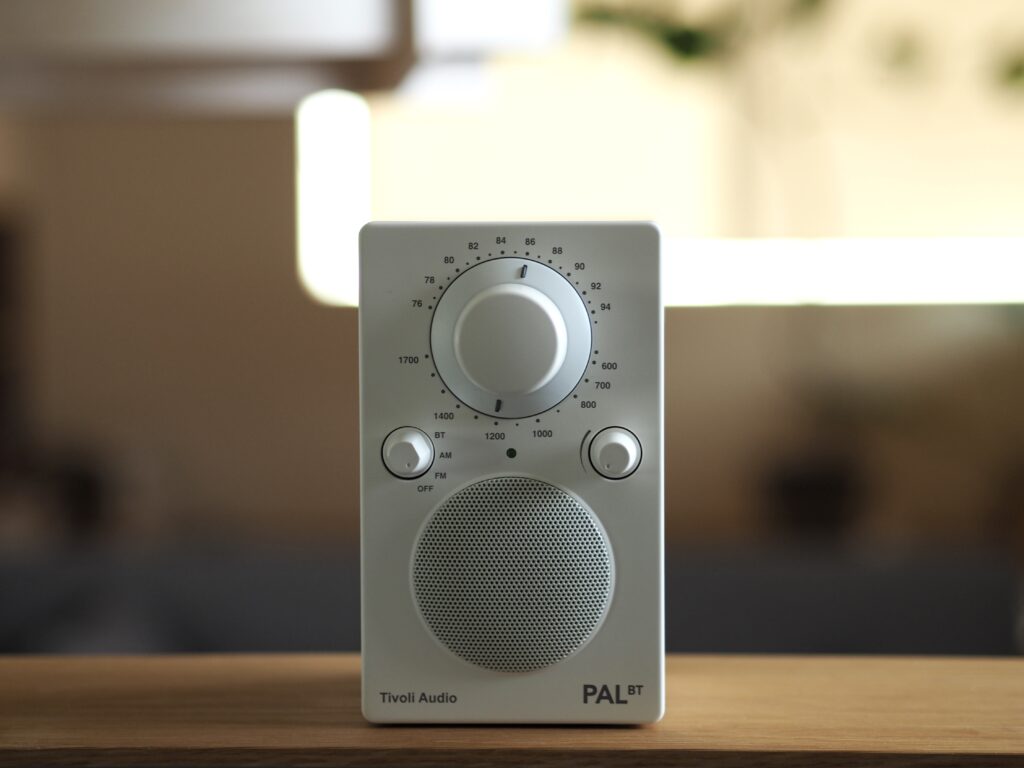 Tivoli Audio/PAL BT2　ホワイト